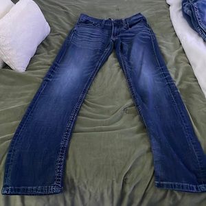 Men’s Buckle Jeans
